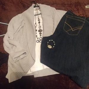 Cj banks light grey cardigan sixe 3x